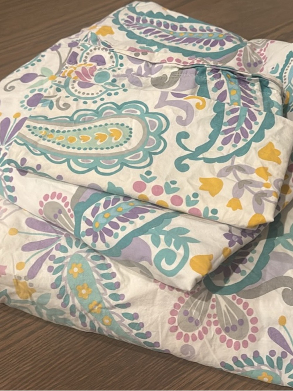 Pottery Barn Teen Paisley Cotton Sheet Set in Teal, Lavender & Yellow on White